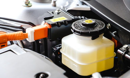 Tanque del líquido de frenos del carro - Blintech Security - Blindajes Colombia