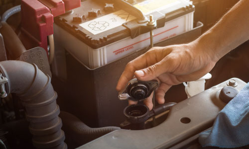 Revisión del líquido refrigerante del carro - Blintech Security - Blindajes Colombia