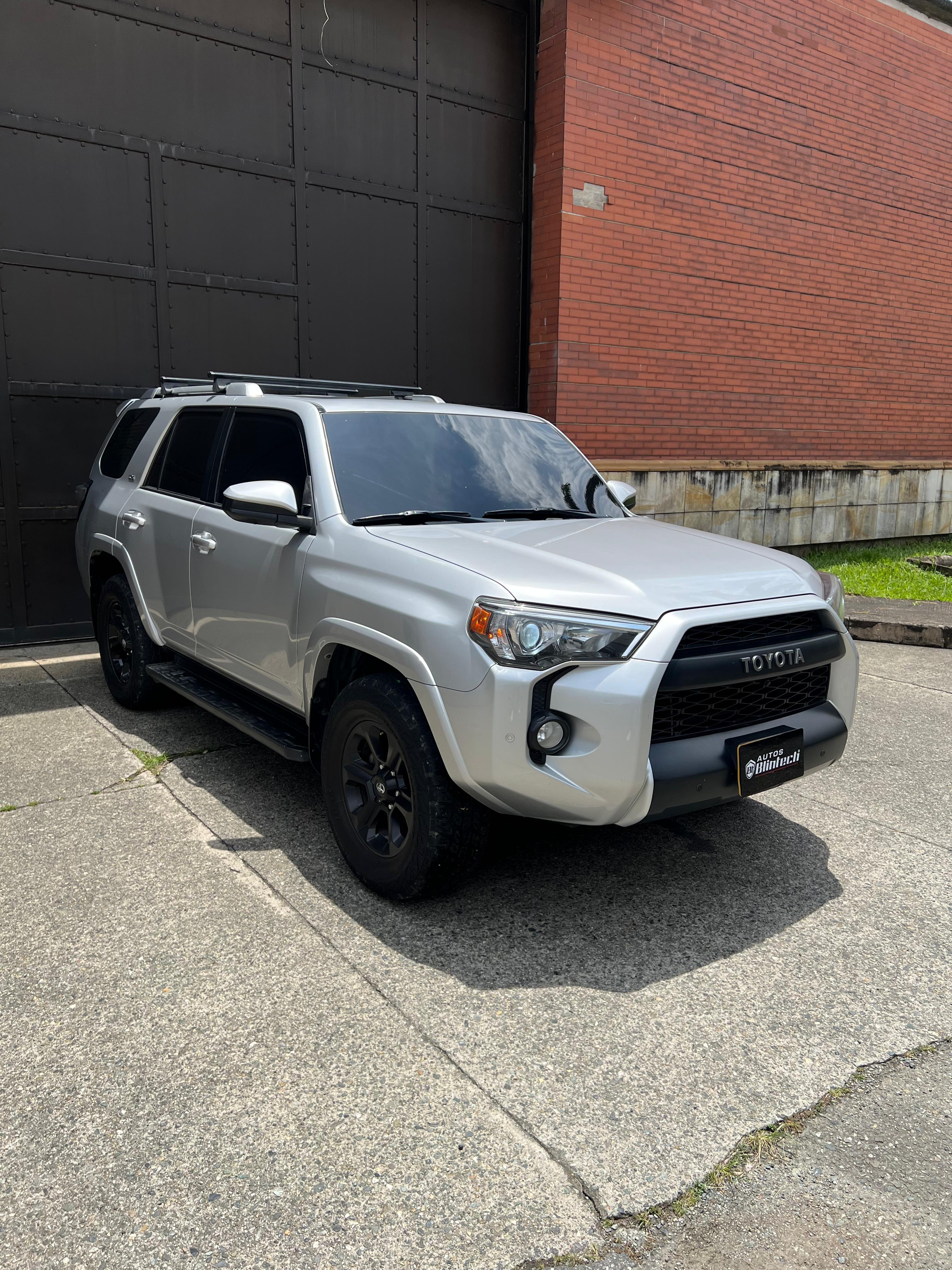 Toyota 4 Runner Sr5 2020