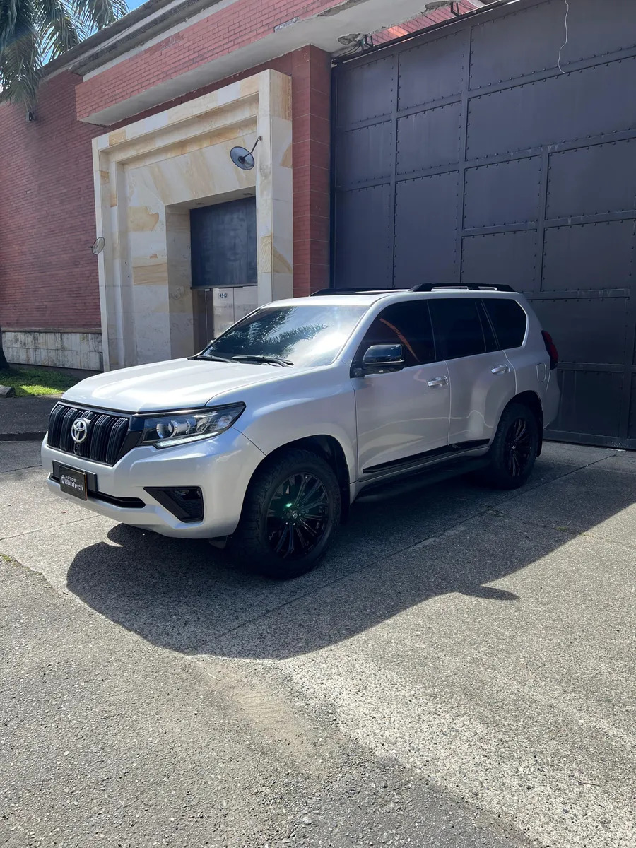Toyota Prado TXL 2022
