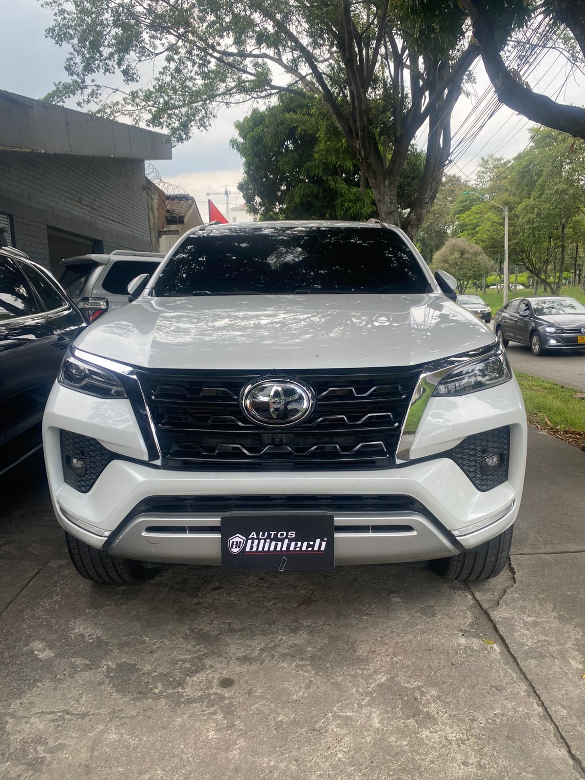 Toyota Fortuner SRV 2023